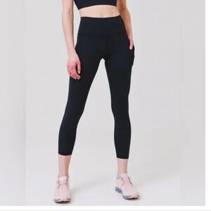 Greyson Women's Soleil Cropped Leggings